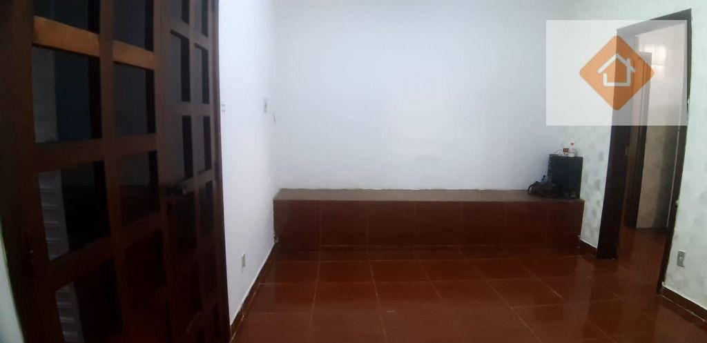 Casa, Sagrada Família, 2 Quartos, 0 Vaga