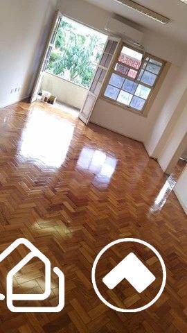 Sala, Centro