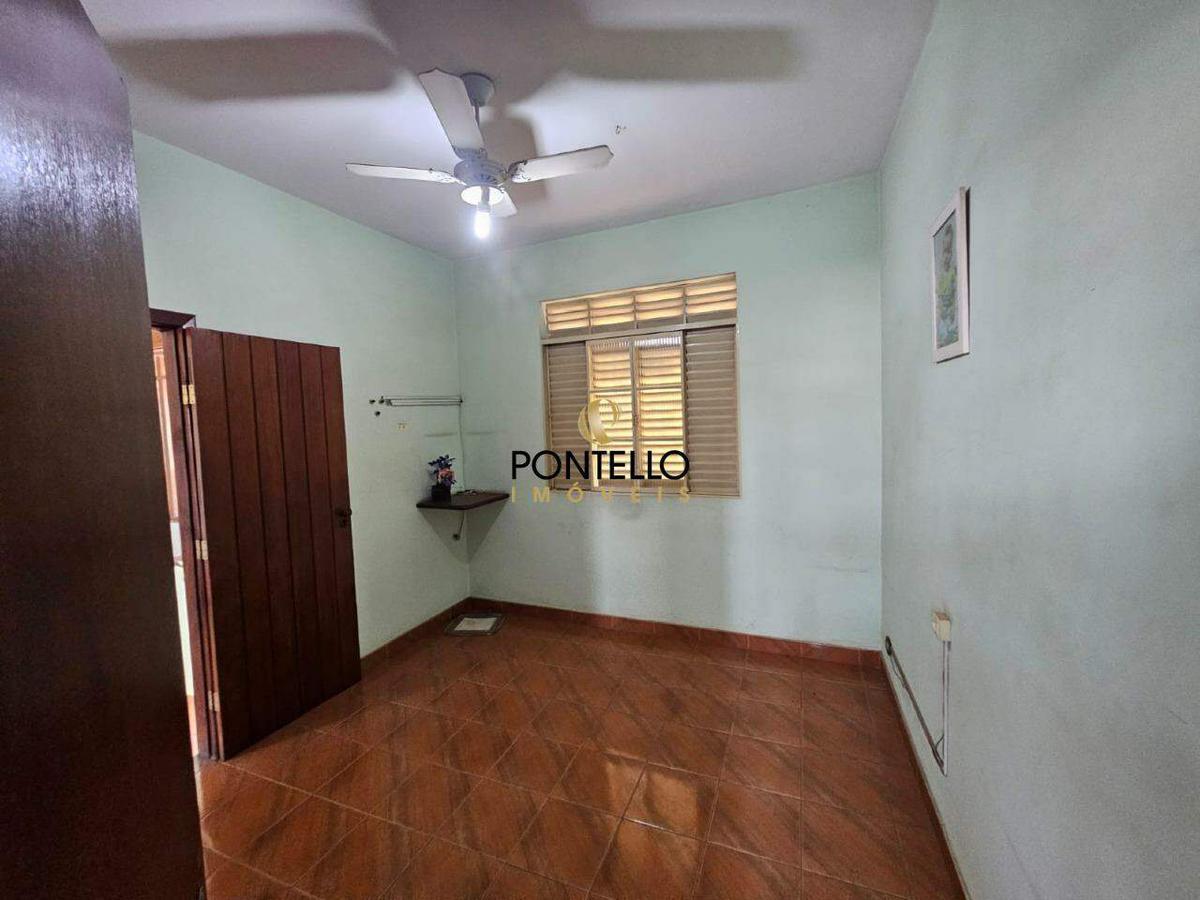 Casa, São Geraldo, 5 Quartos, 3 Vagas, 2 Suítes