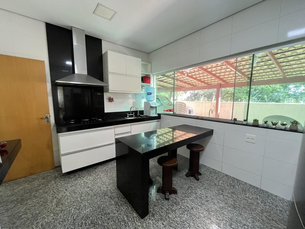 Casa, Arquipélago Verde, 4 Quartos, 6 Vagas, 1 Suíte
