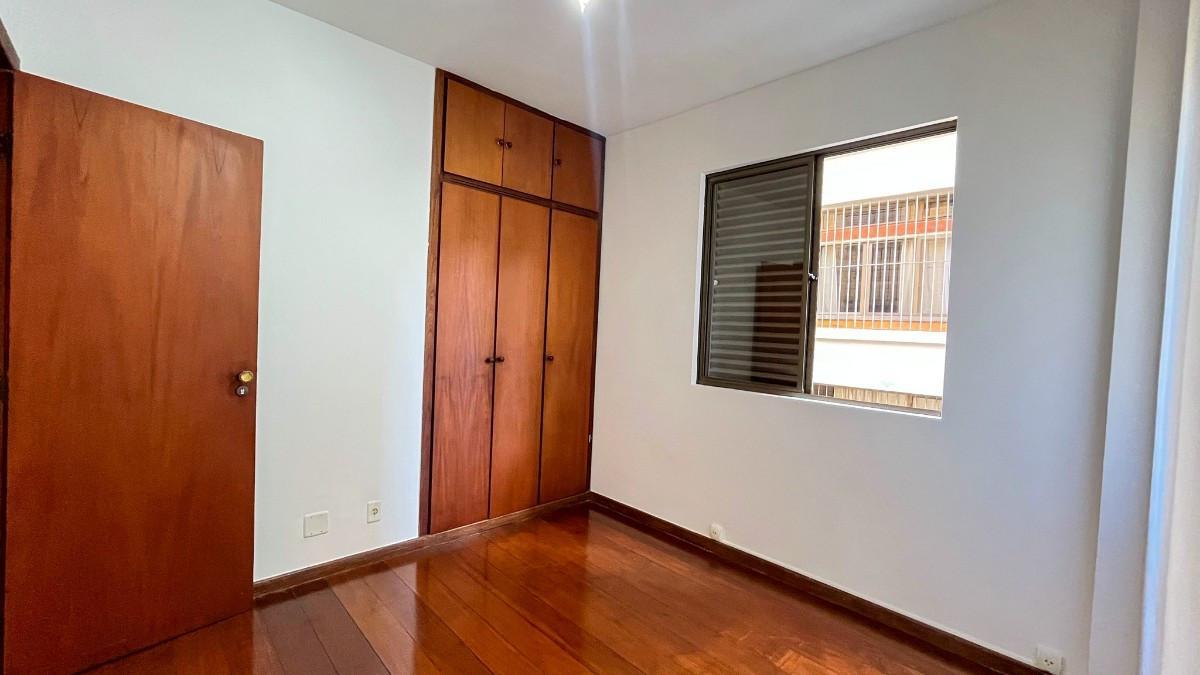 Apartamento, Coração de Jesus, 4 Quartos, 2 Vagas, 1 Suíte