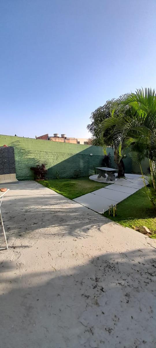 Casa, Jardim Laguna, 2 Quartos, 3 Vagas, 1 Suíte