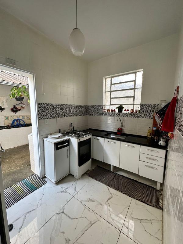 Casa, Sagrada Família, 3 Quartos, 2 Vagas, 1 Suíte