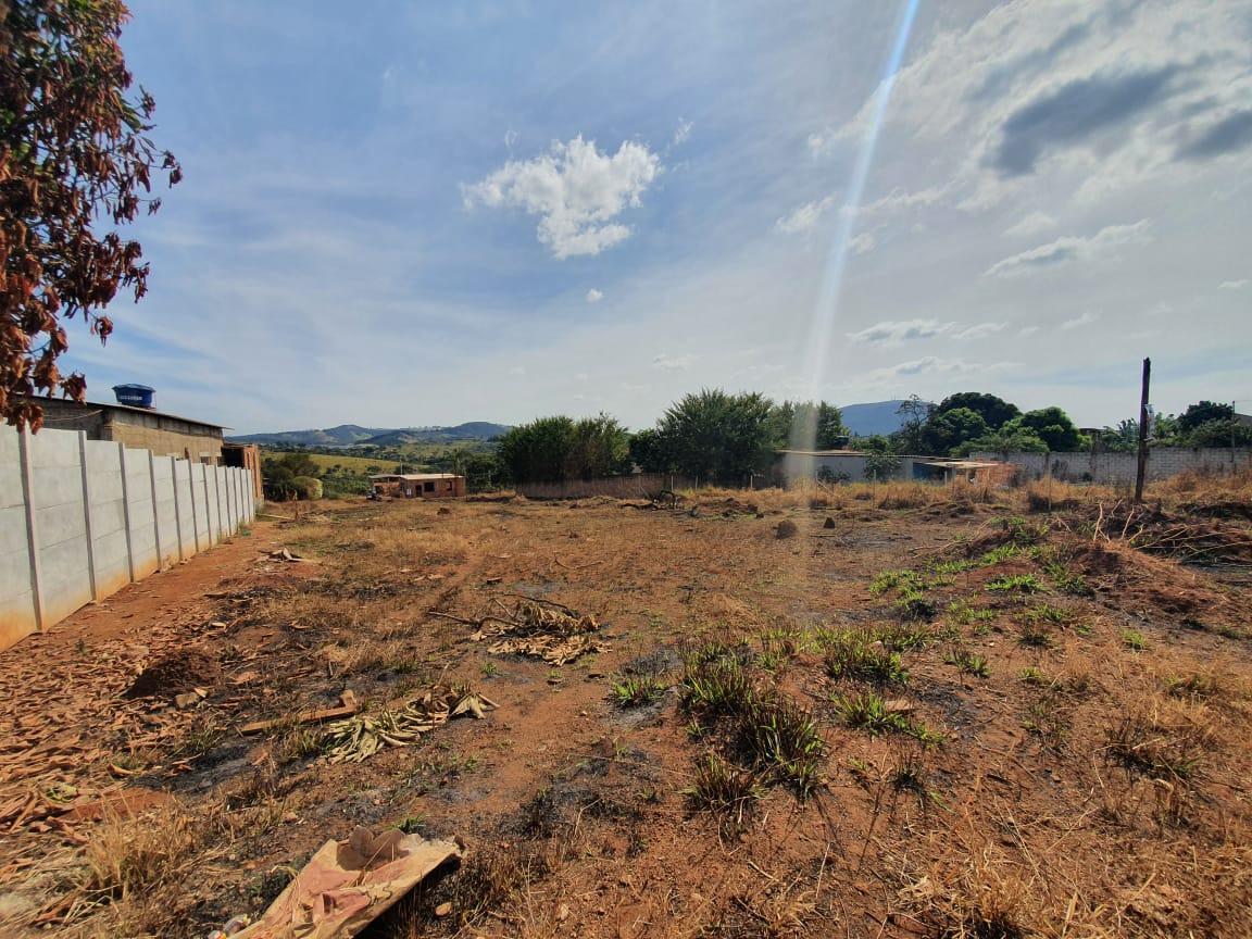 Lote, Planalto, 0 Quarto, 0 Vaga