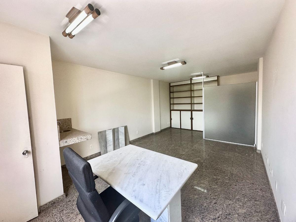 Sala, Centro