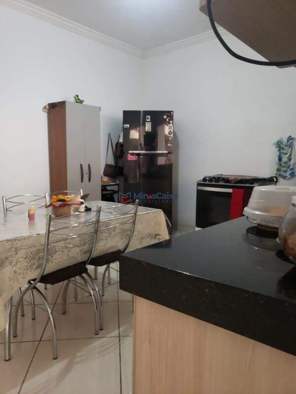 Casa, Primavera, 3 Quartos, 1 Vaga, 1 Suíte