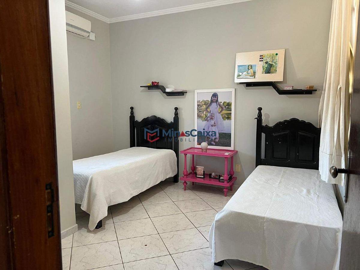 Casa, Novo Horizonte, 3 Quartos, 3 Vagas, 1 Suíte