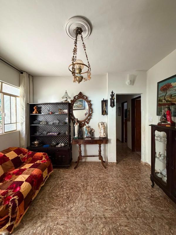 Casa, Paciência, 5 Quartos, 4 Vagas, 1 Suíte