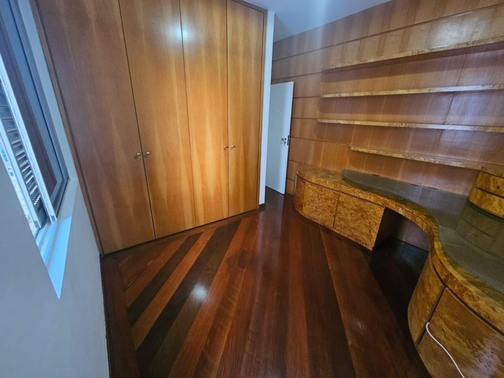 Apartamento, Funcionários, 4 Quartos, 3 Vagas, 2 Suítes