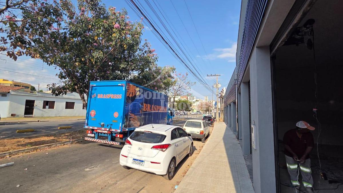 Andar, Centro, 0 Quarto, 0 Vaga