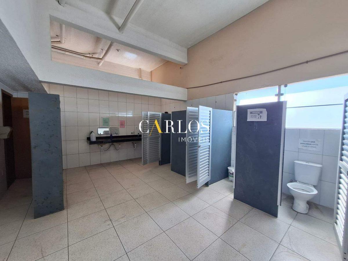Prédio, Vila Paris