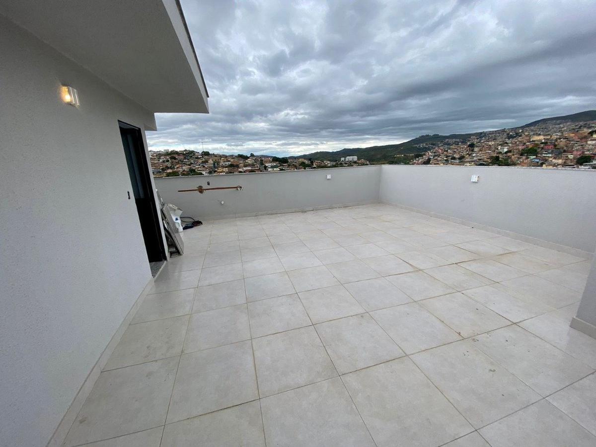 Cobertura, São Geraldo, 2 Quartos, 2 Vagas, 1 Suíte