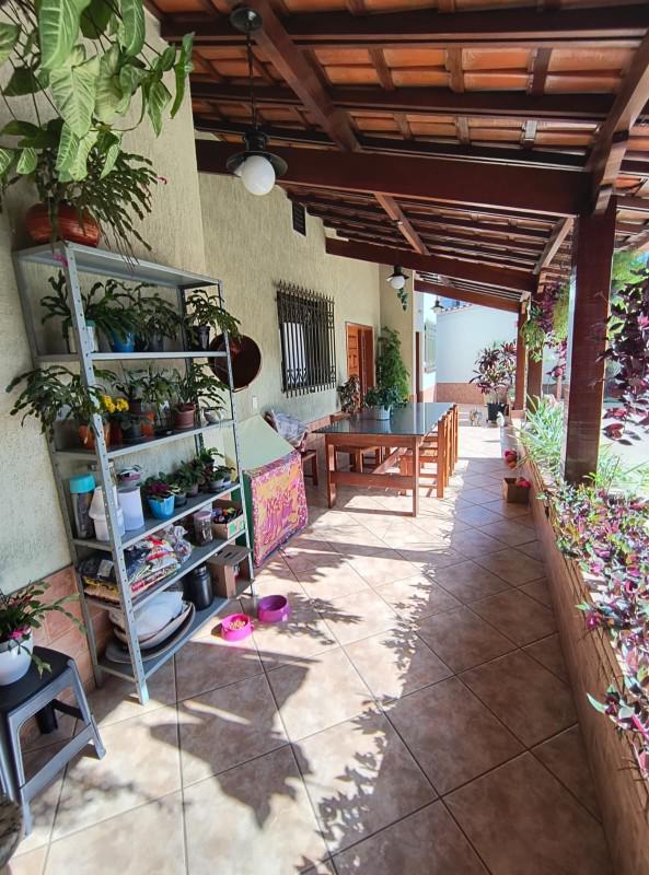 Casa, Tirol, 5 Quartos, 8 Vagas, 1 Suíte