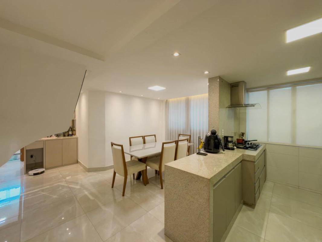 Cobertura, Castelo, 2 Quartos, 2 Vagas, 1 Suíte