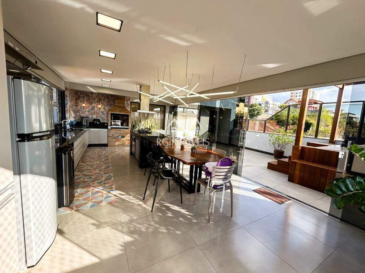 Cobertura, Barreiro, 3 Quartos, 3 Vagas, 1 Suíte