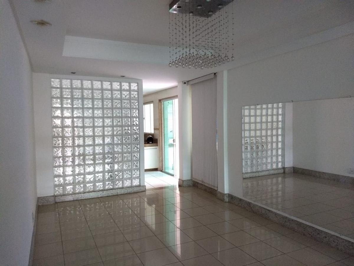 Casa, Santa Maria, 5 Quartos, 3 Vagas, 1 Suíte