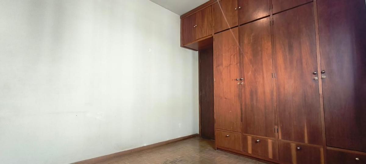 Apartamento, Sagrada Família, 2 Quartos, 1 Vaga, 1 Suíte