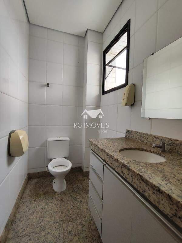 Andar, Estoril, 0 Quarto, 5 Vagas
