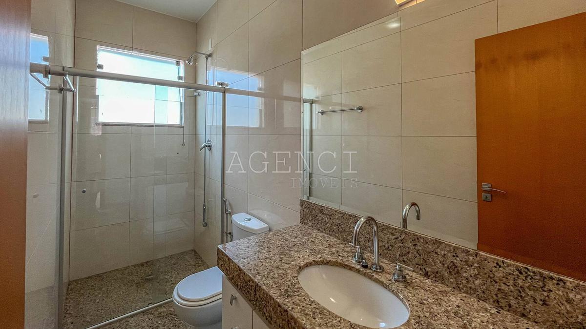 Casa, Bandeirantes (pampulha), 3 Quartos, 0 Vaga, 1 Suíte