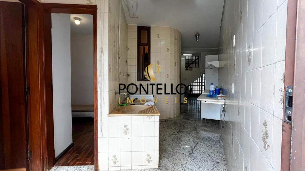 Casa, São Lucas, 4 Quartos, 5 Vagas, 3 Suítes