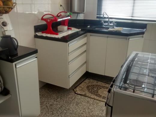 Apartamento, Planalto, 3 Quartos, 3 Vagas, 1 Suíte