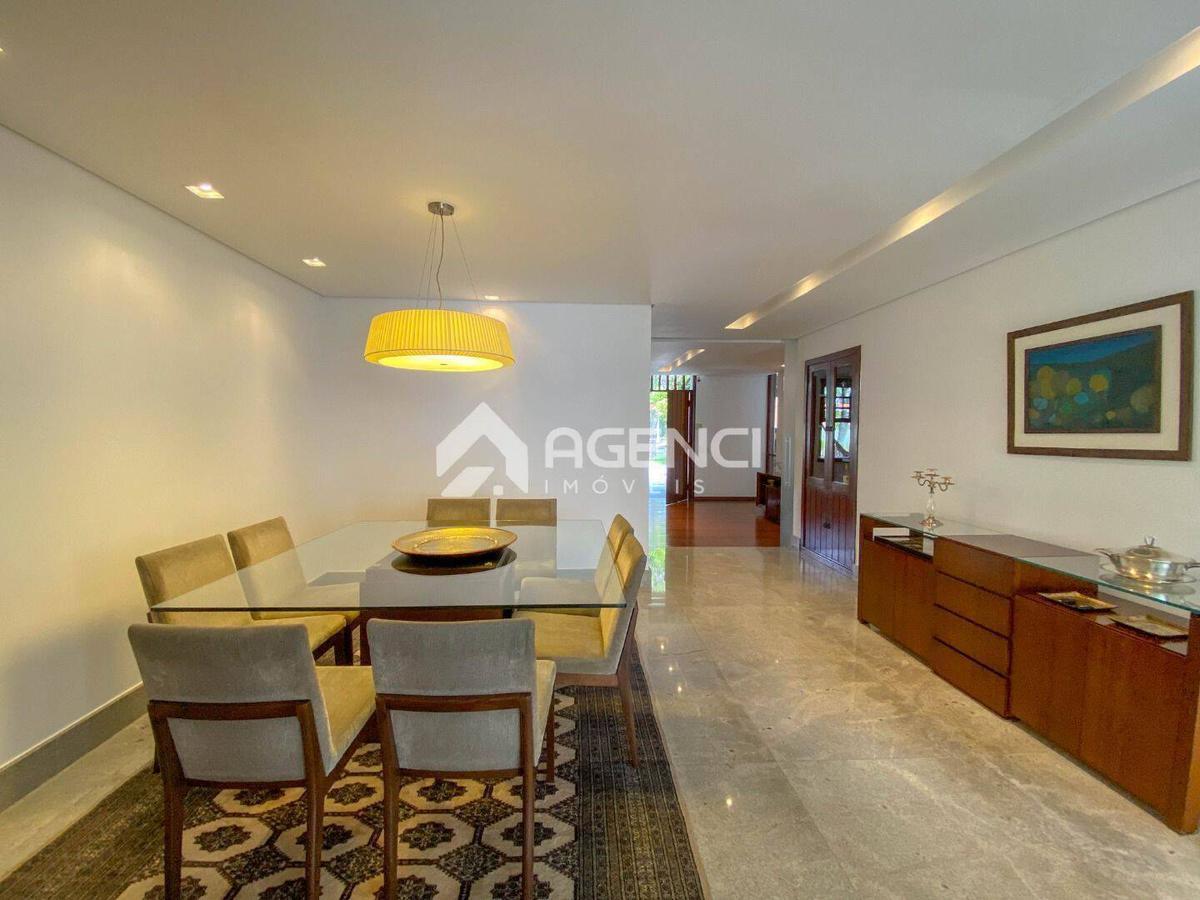 Casa, Bandeirantes (pampulha), 5 Quartos, 0 Vaga, 5 Suítes