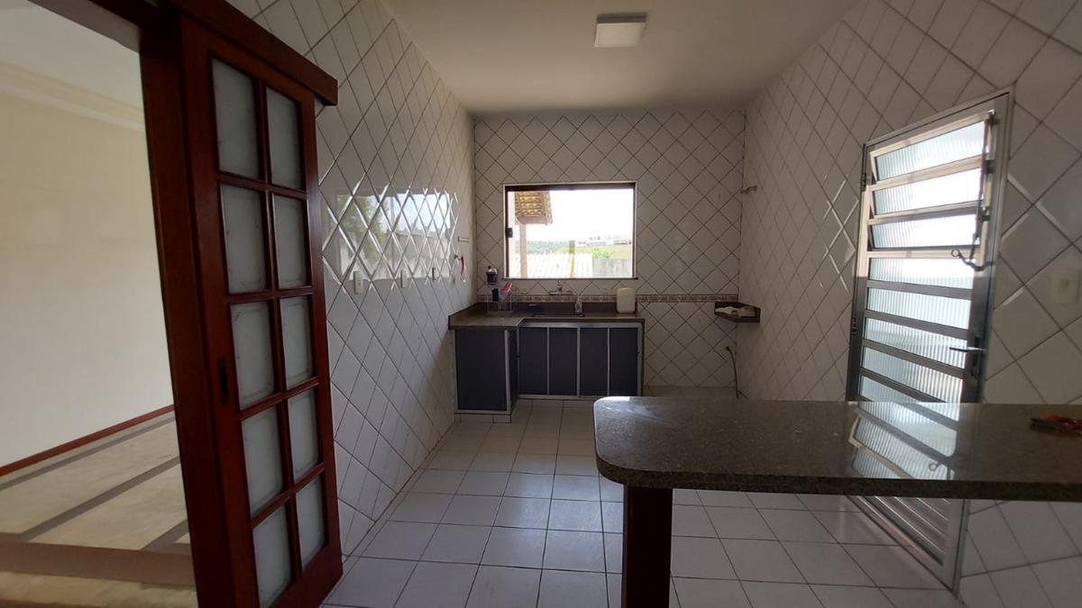 Casa, Santa Luiza, 3 Quartos, 2 Vagas, 1 Suíte