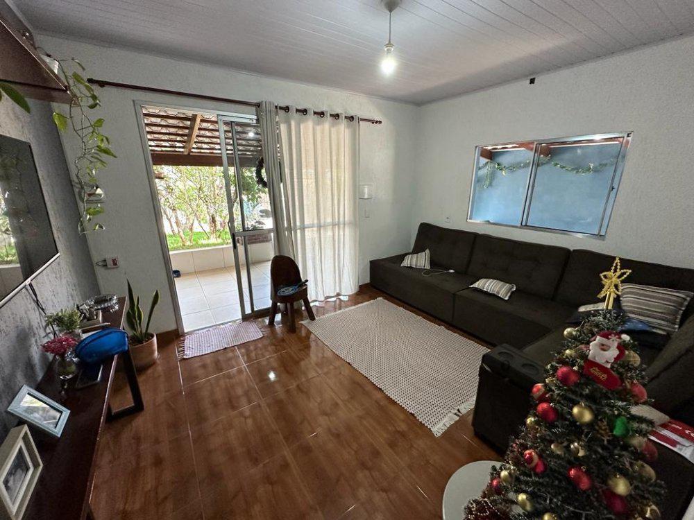 Casa, Centro, 3 Quartos, 4 Vagas, 1 Suíte