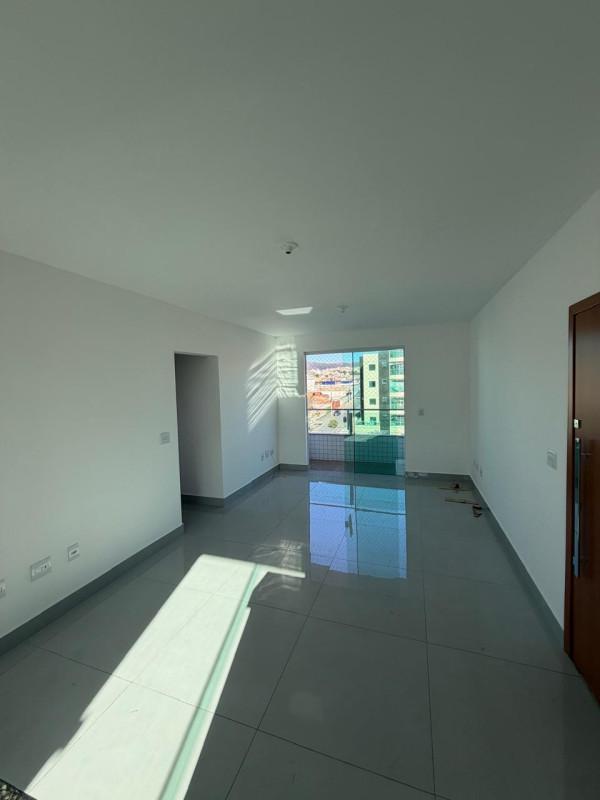 Apartamento, Tirol (barreiro), 3 Quartos, 2 Vagas, 1 Suíte