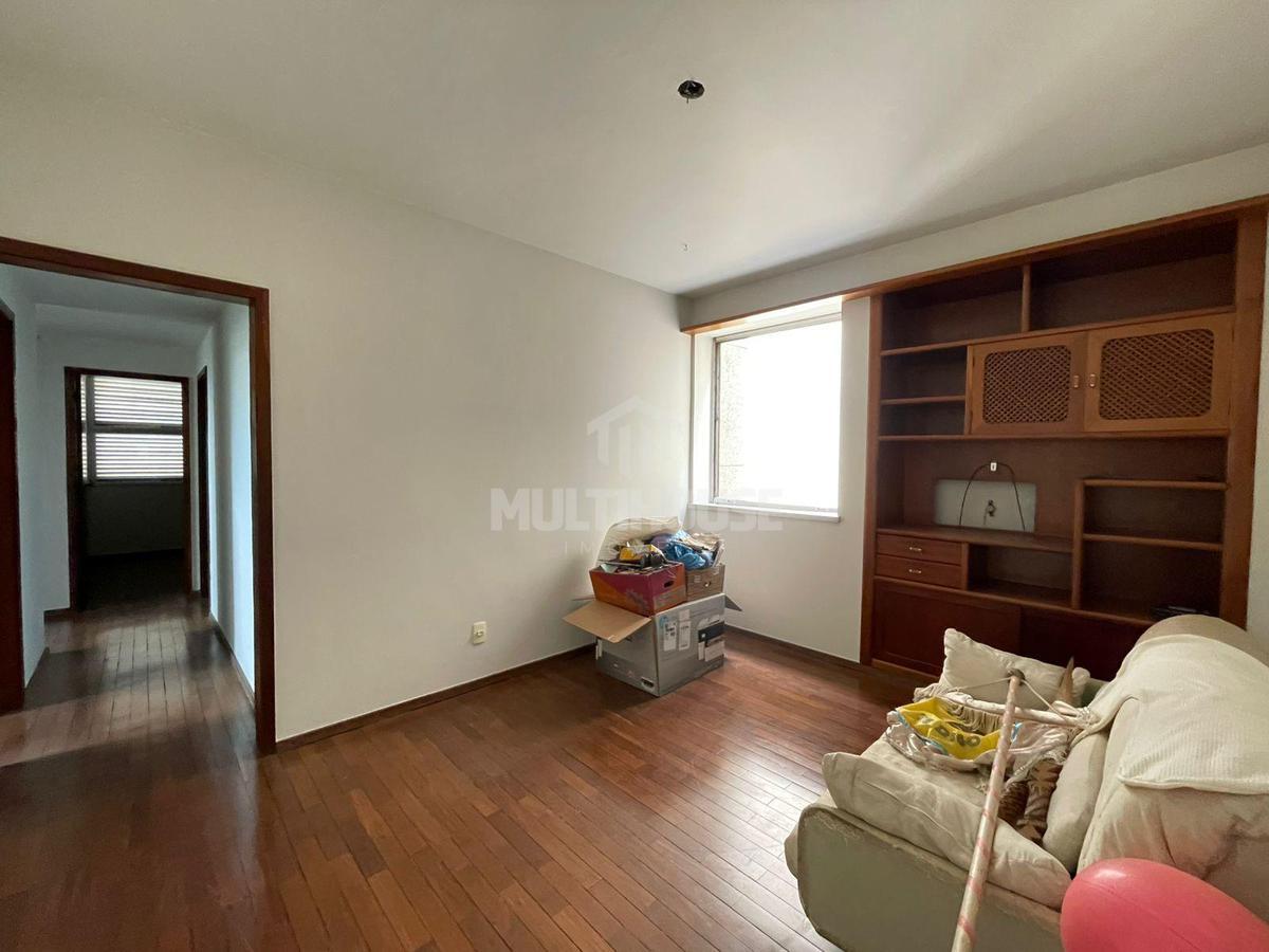Apartamento, São José, 4 Quartos, 2 Vagas, 1 Suíte