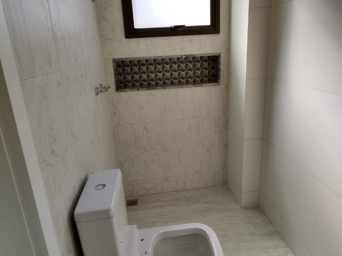 Cobertura, Jaraguá, 4 Quartos, 3 Vagas, 3 Suítes