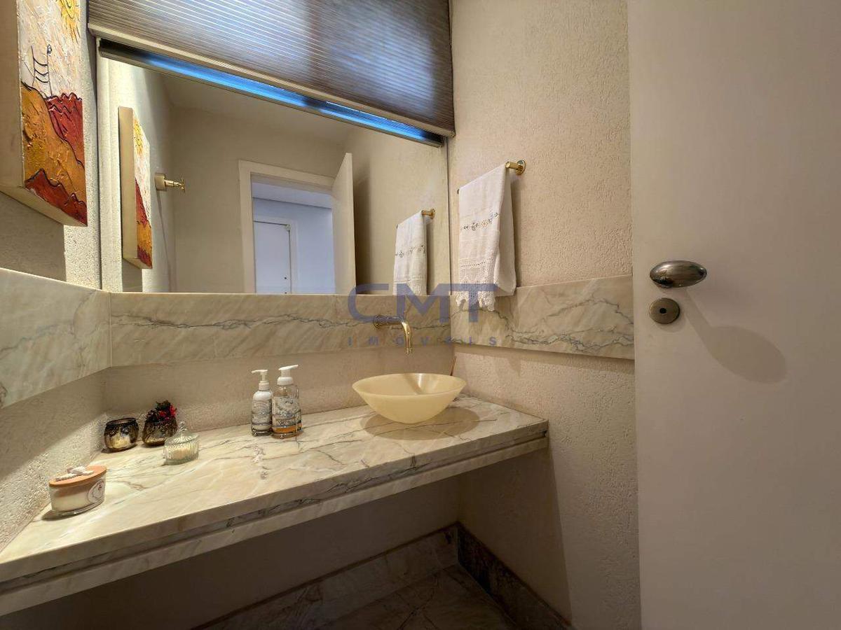 Apartamento, Funcionários, 4 Quartos, 2 Vagas, 2 Suítes