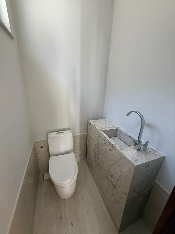 Casa, Guarujá, 4 Quartos, 4 Vagas, 1 Suíte