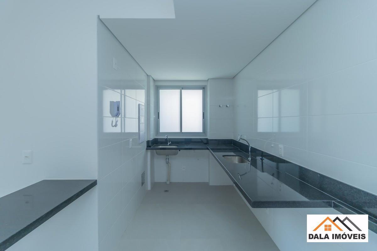 Apartamento, Sagrada Família, 3 Quartos, 2 Vagas, 1 Suíte