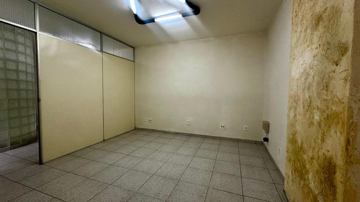 Sala, Centro, 0 Quarto, 0 Vaga
