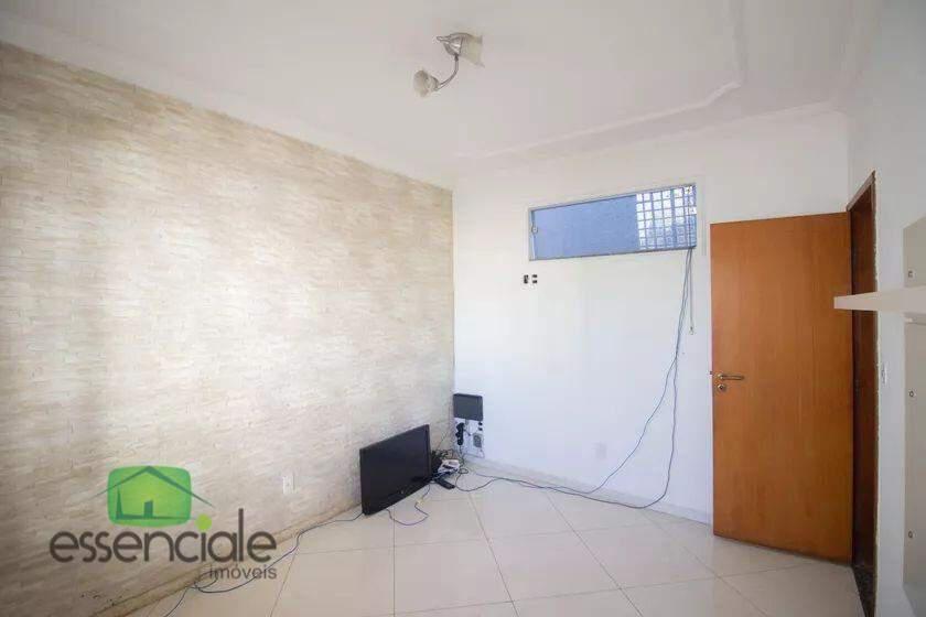 Casa, Europa, 3 Quartos, 6 Vagas, 1 Suíte