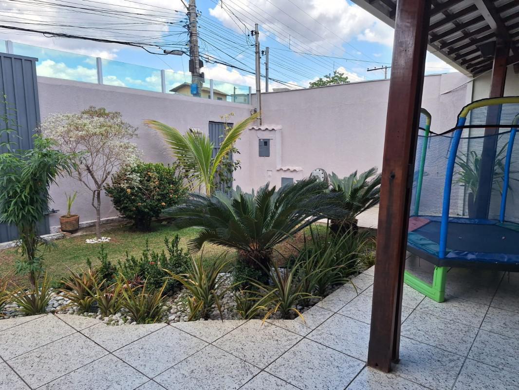 Casa, Tirol, 3 Quartos, 3 Vagas, 1 Suíte