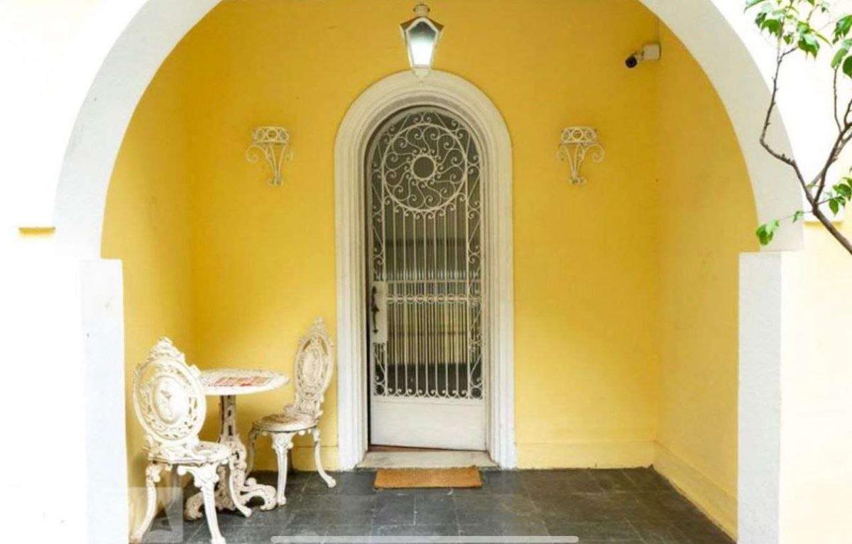 Casa, Lourdes, 5 Quartos, 2 Vagas, 1 Suíte