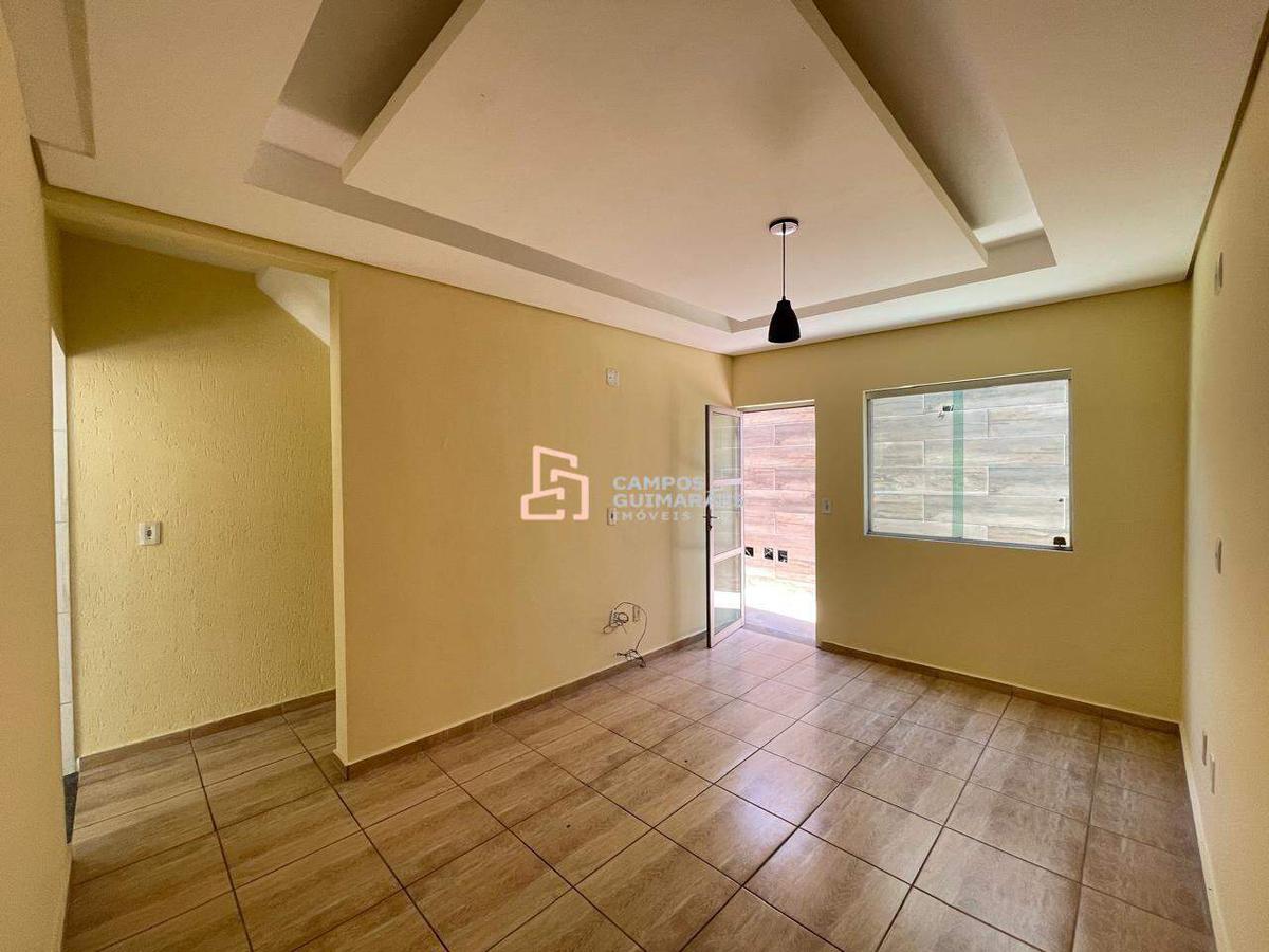 Casa, Cabral, 2 Quartos, 1 Vaga, 1 Suíte