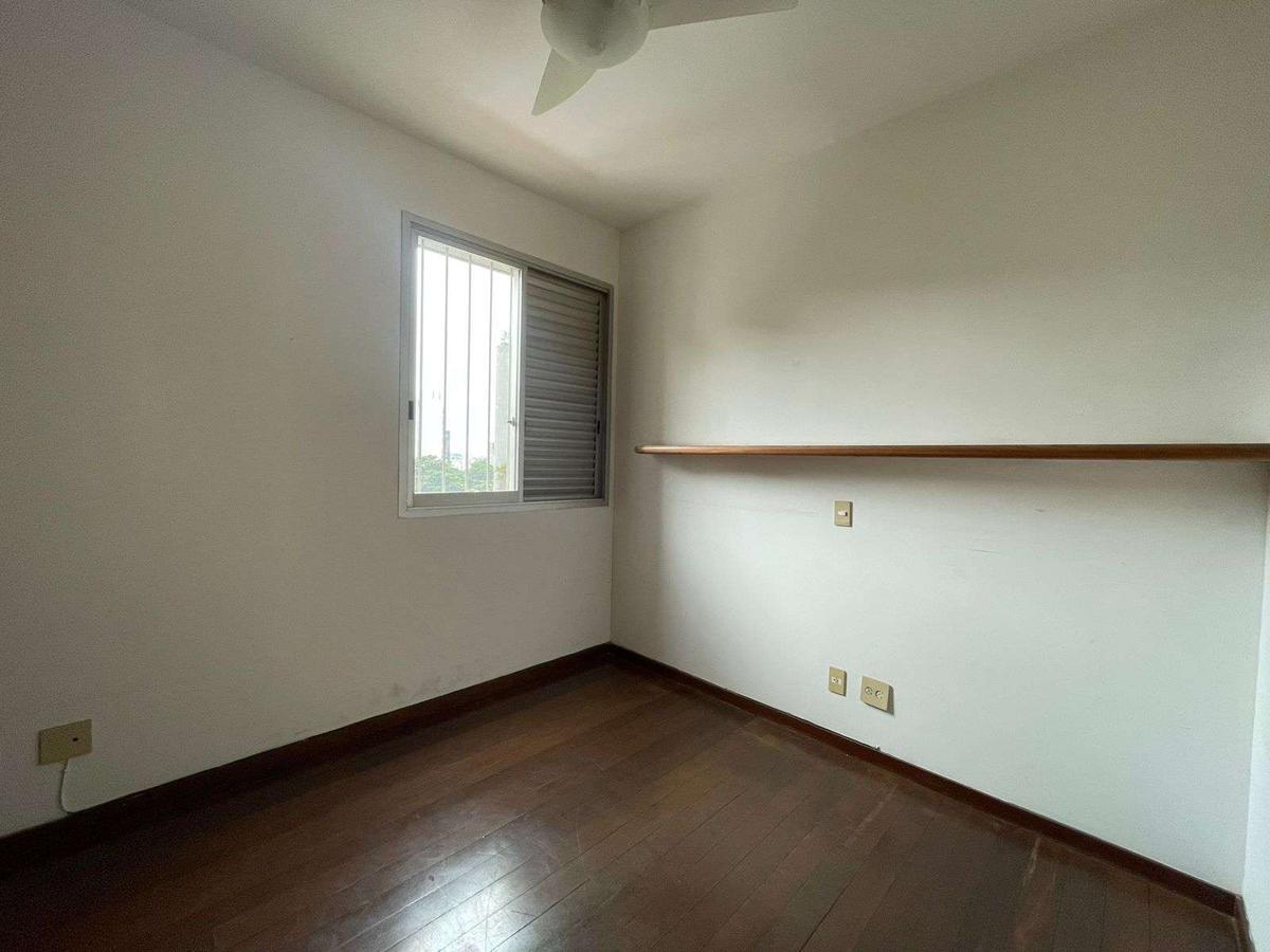 Apartamento, Funcionários, 4 Quartos, 2 Vagas, 1 Suíte