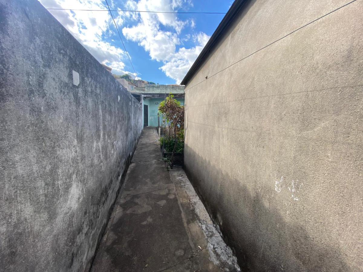Lote, Monte Castelo, 8 Quartos, 4 Vagas