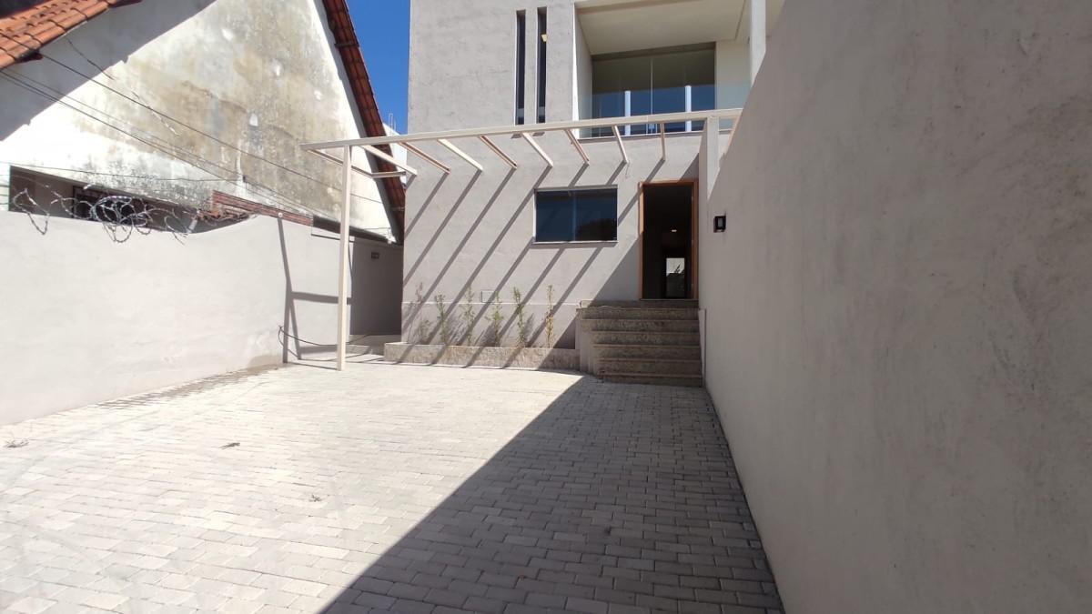 Casa, Santa Rosa, 3 Quartos, 4 Vagas, 1 Suíte