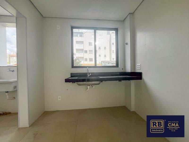 Apartamento, Floresta, 2 Quartos, 2 Vagas, 2 Suítes