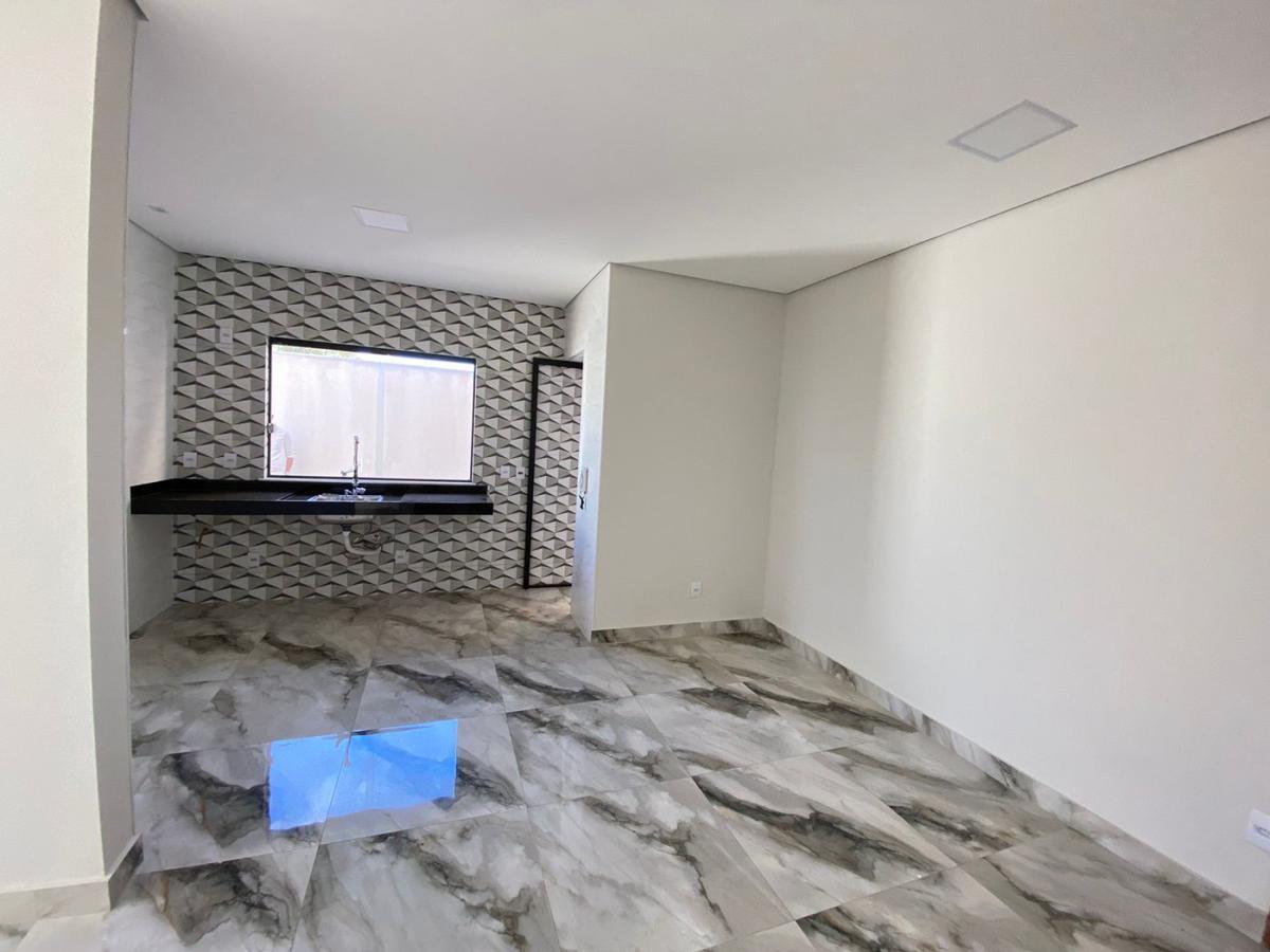 Casa, Várzea, 4 Quartos, 2 Vagas, 2 Suítes