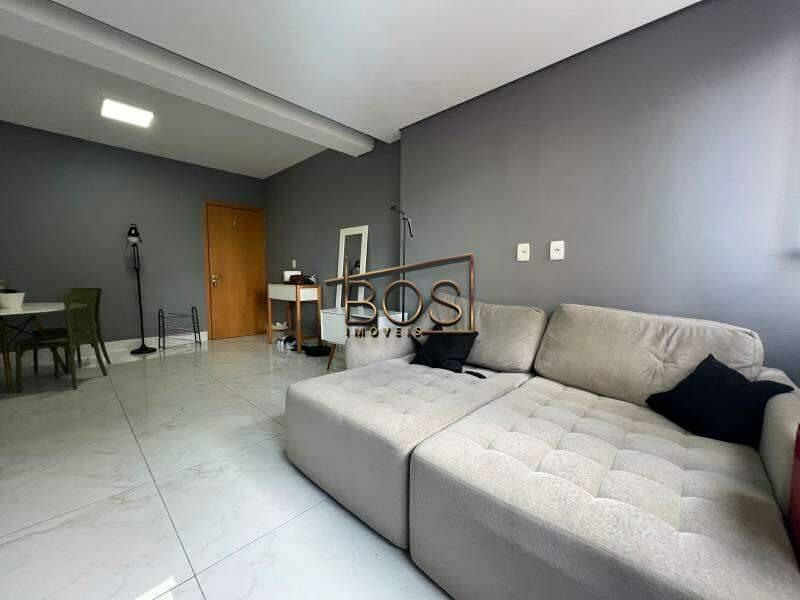 Apartamento, Centro, 2 Quartos, 2 Vagas, 1 Suíte