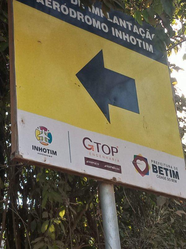 Lote, Bandeirinhas, 0 Quarto, 0 Vaga