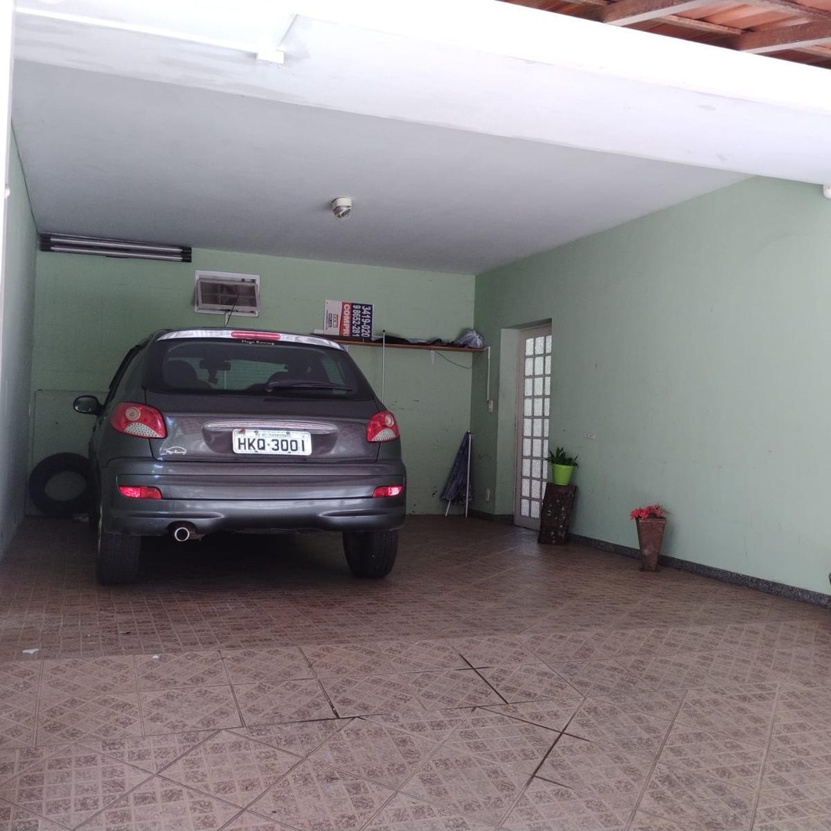 Casa, Castelo, 4 Quartos, 4 Vagas, 1 Suíte