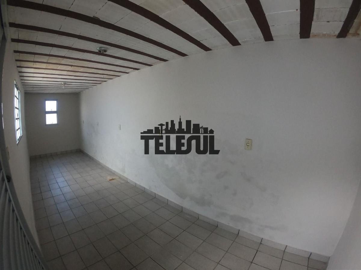 Casa, Centro, 4 Quartos, 2 Vagas