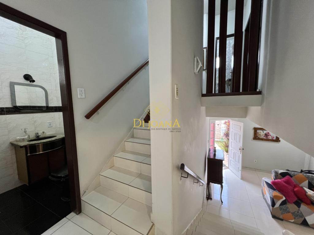 Casa, Ingá Alto, 4 Quartos, 4 Vagas, 2 Suítes