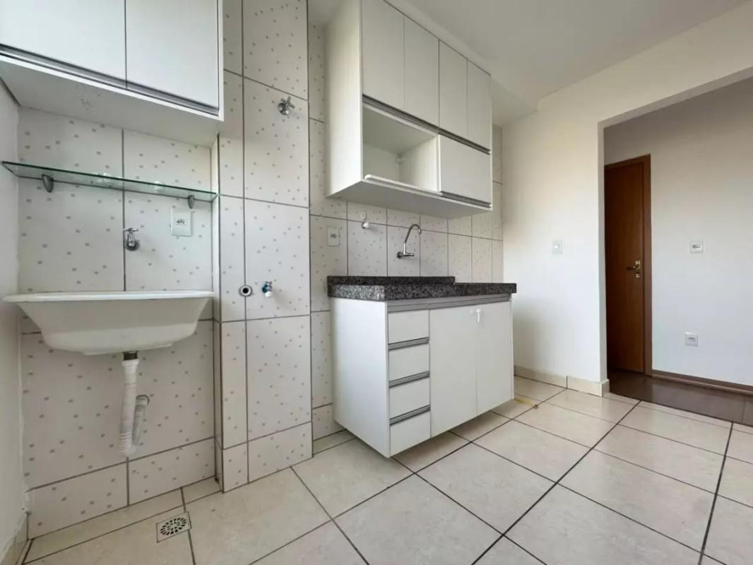 Apartamento, Teixeira Dias (barreiro), 2 Quartos, 1 Vaga